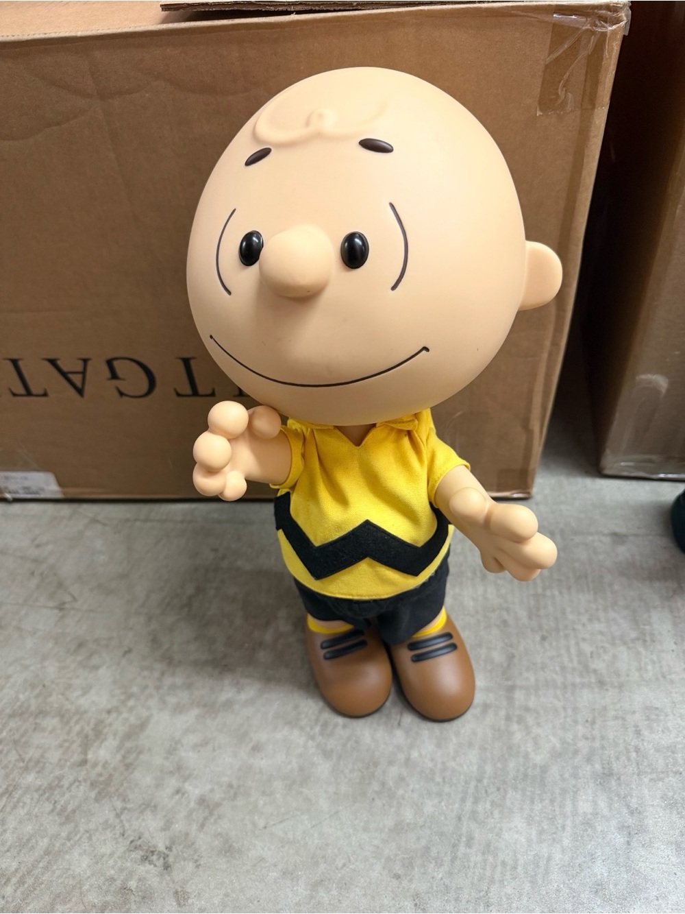 Peanuts Charlie Brown Large Collectible Figure Figurine Yellow Shirt